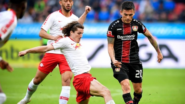 Bayer Leverkusen con Aránguiz sufrió una dura derrota ante Leipzig en la Bundesliga