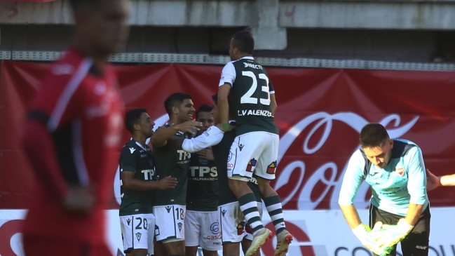 [Video] Santiago Wanderers renovó su liderato en la Primera B tras gran goleada sobre Ñublense