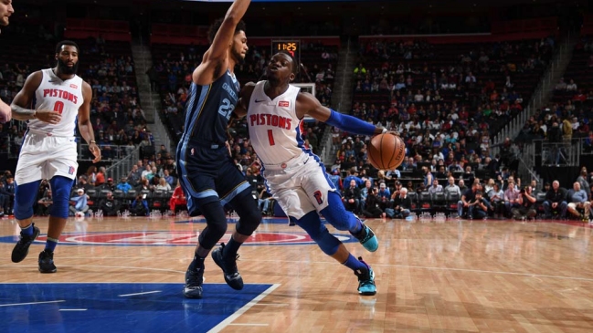 Detroit y Charlotte se mantuvieron en la lucha por último cupo a play-offs