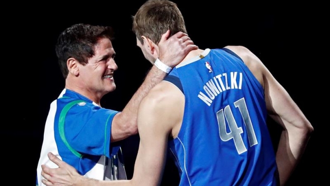Dirk Nowitzki se retira de la NBA tras 21 temporadas en los Mavericks