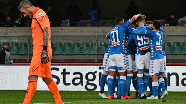 Napoli cumplió ante Chievo Verona y alargó la espera de Juventus para ser campeón