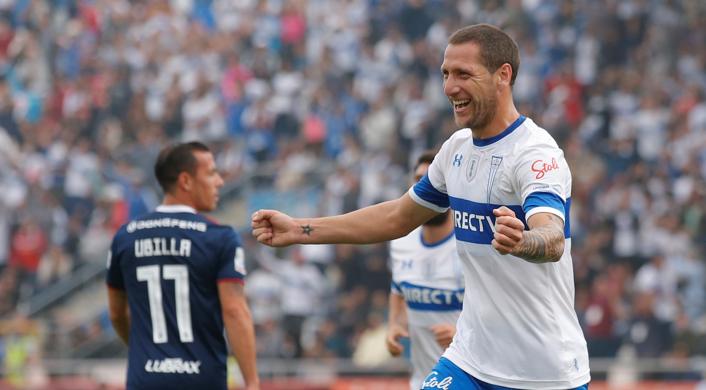Resumen: Universidad Católica dejó colista a la U y trepó a la cima del Campeonato Nacional