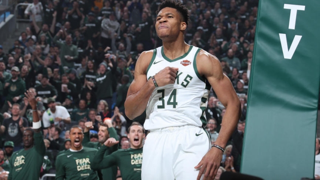 Las mejores 5 jugadas de la noche: Giannis Antetokounmpo se robó la película