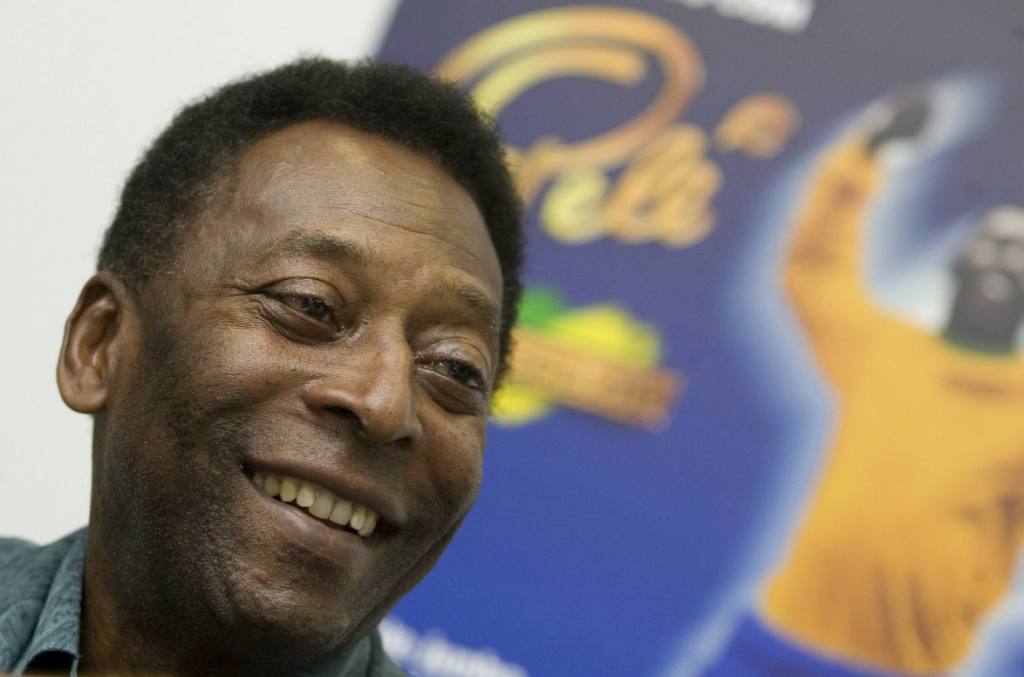 Pelé recibió el alta médica y retornó a casa tras ser operado de cálculo renal