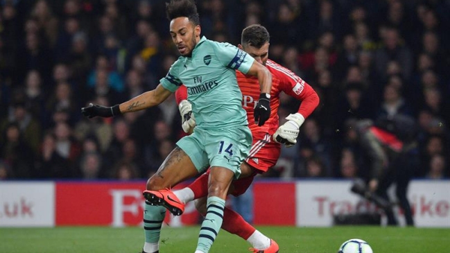 ¡Para qué te traje! Arsenal triunfó en la Premier League por grosero error del portero de Watford