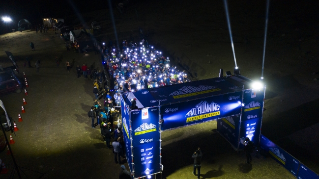 Inédito Trail Running nocturno se tomó los cerros de Lo Barnechea