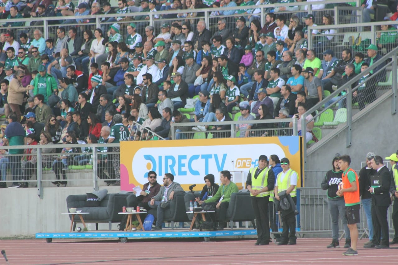 Hinchas de S. Wanderers podrán ver partidos sobre la pista atlética del estadio “Elías Figueroa”