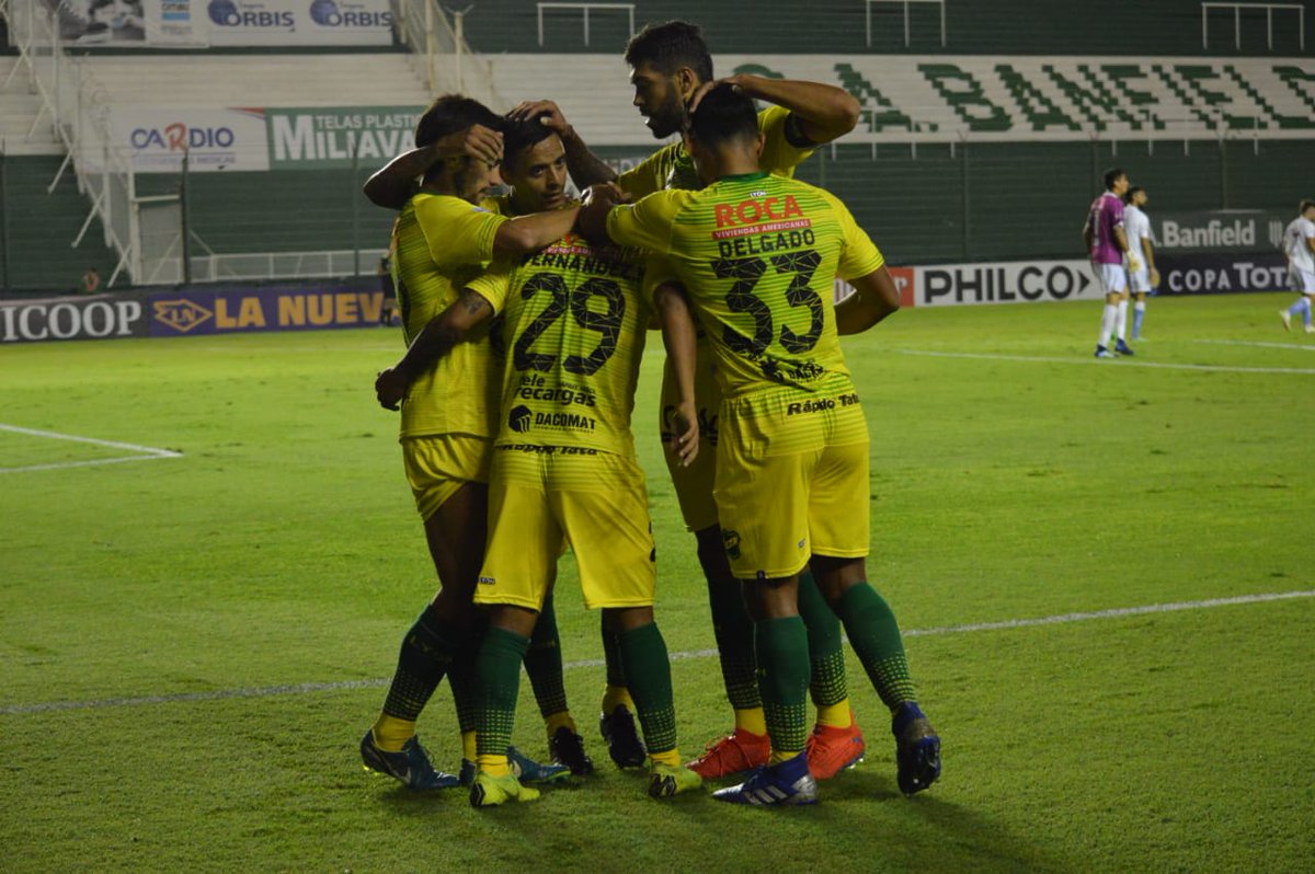 Defensa y Justicia tumbó a Gimnasia de Salta y avanzó en la Copa Argentina