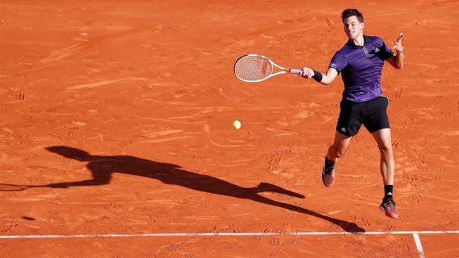 Dominic Thiem avanzó sin problemas a octavos de final en Montecarlo