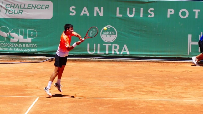 Tomás Barrios despachó a Marcelo Arévalo y se metió en octavos en San Luis de Potosí