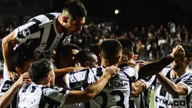 Montevideo Wanderers resistió sin apuros ante Sport Huancayo y avanzó en la Sudamericana