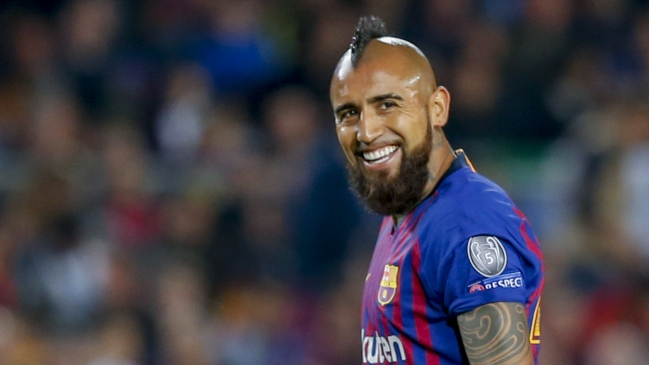 La agenda de los futbolistas chilenos en el exterior para este fin de semana