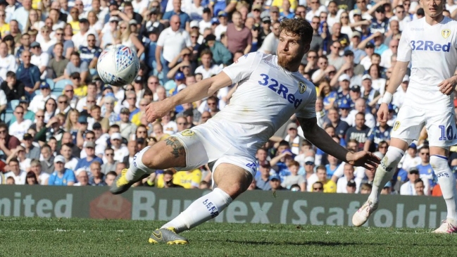 Los goles de la dura derrota de Leeds United ante Wigan en Inglaterra
