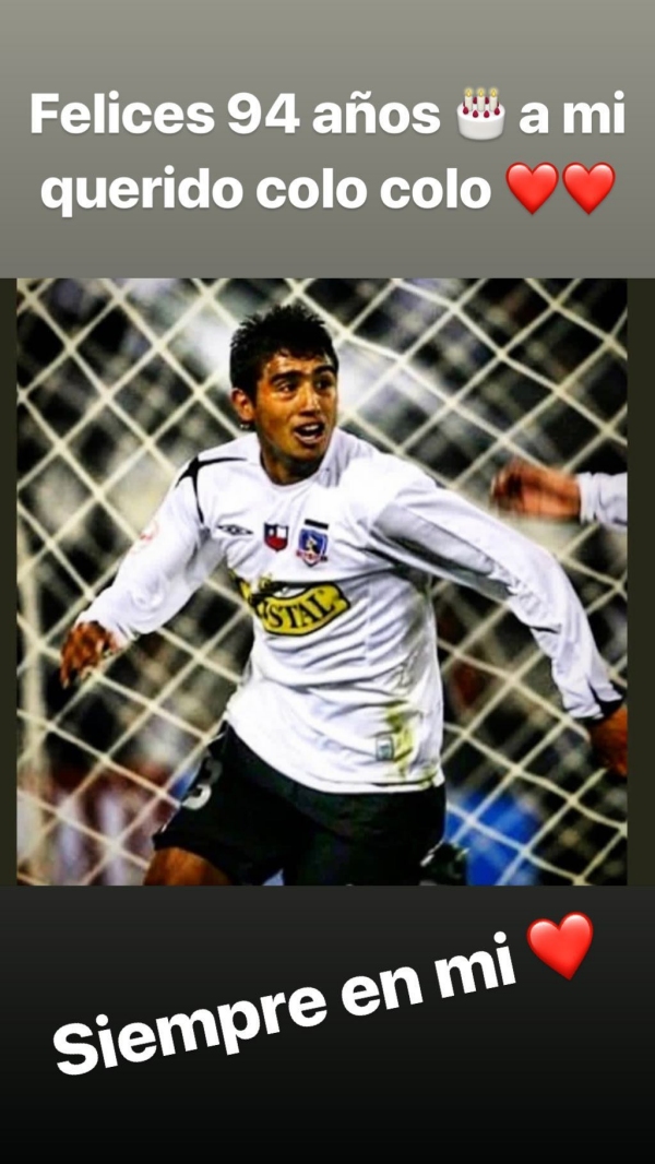 Arturo Vidal y Claudio Bravo lideraron felicitaciones a Colo Colo en su aniversario 94