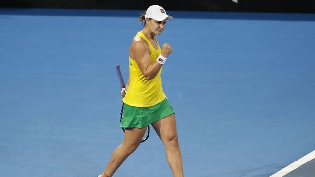 Barty superó a Azarenka y emparejó la serie entre Australia y Bielorrusia en la Fed Cup