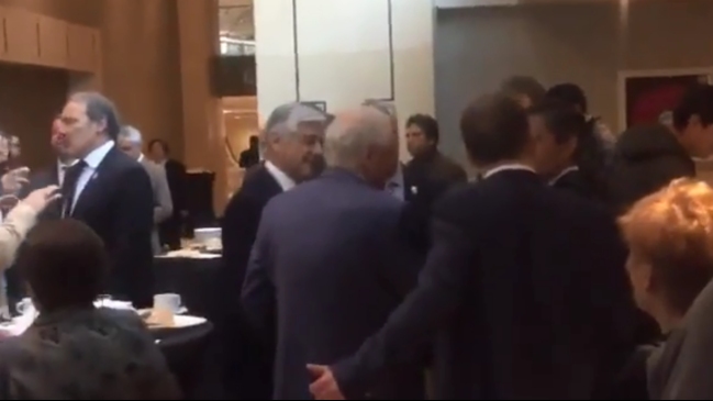 Con Goldberg y Vargas: Así comenzó la Junta de Accionistas de Azul Azul