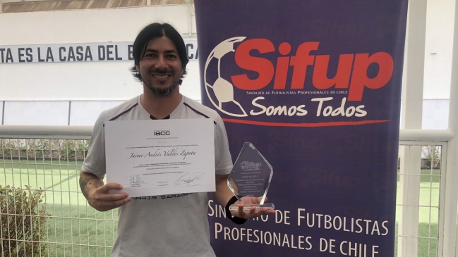 Jaime Valdés, Diego Rosende y César Cortés se titularon de diplomado de Formación de Proyectos