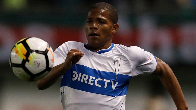 U. Católica informó que César Munder recibió la carta de nacionalidad chilena