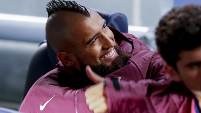 “¡Vamos carajo!”: Arturo Vidal fue a alentar a Cristian Garin en su importante duelo en Barcelona