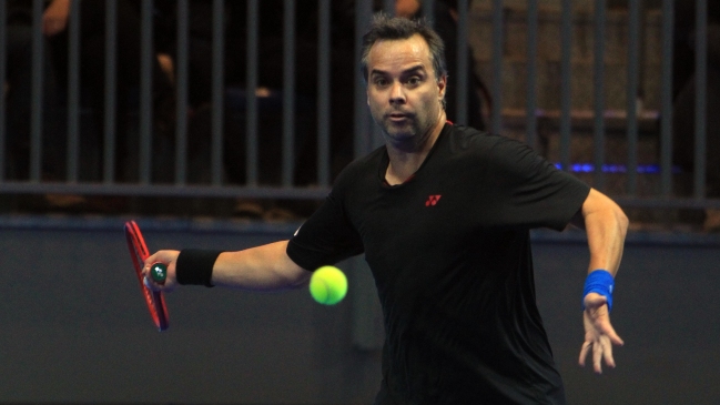 Argentina tomó ventaja en exhibición tras victorias de Mónaco y Chela sobre González y Massú