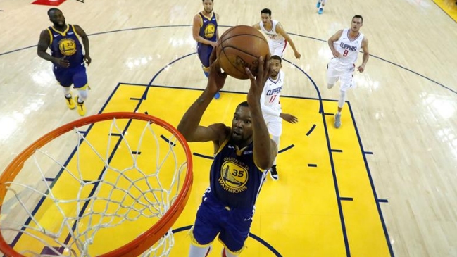 Golden State Warriors doblegó a Los Angeles Clippers y avanzó a semifinales