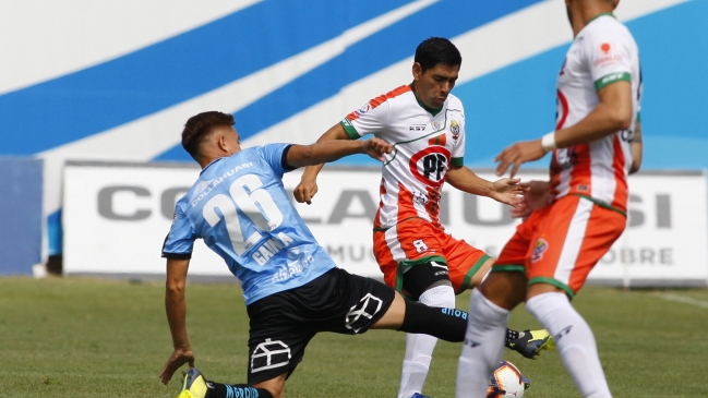 Cobresal derrotó a Deportes Iquique y complica a la U en la lucha por salir del fondo