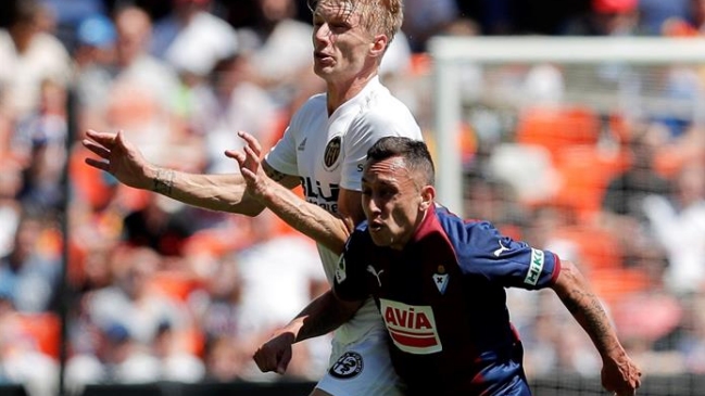 Eibar de Fabián Orellana volvió al triunfo tras superar a Valencia en Mestalla