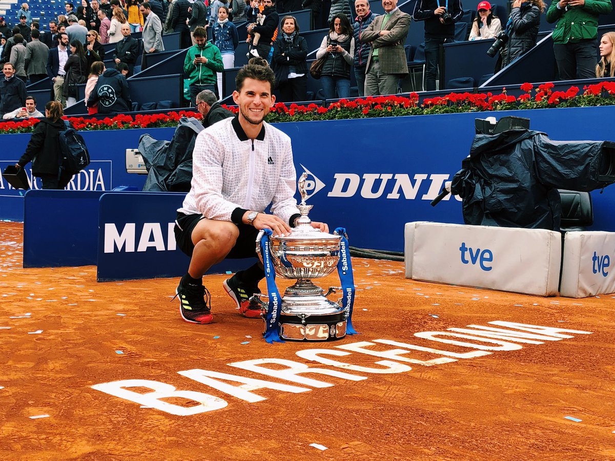 Dominic Thiem fulminó a Daniil Medvedev y conquistó el ATP de Barcelona