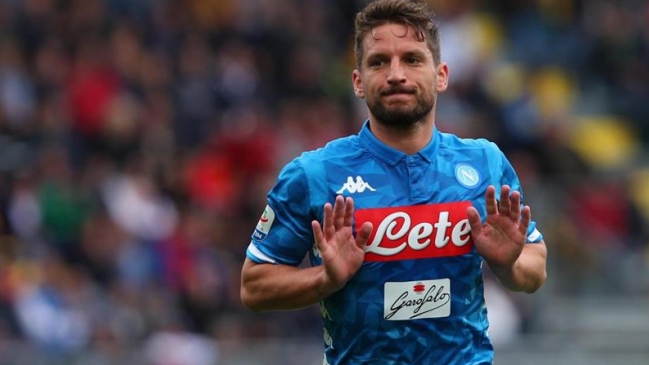 Dries Mertens lideró el triunfo de Napoli y alcanzó récord de Diego Maradona