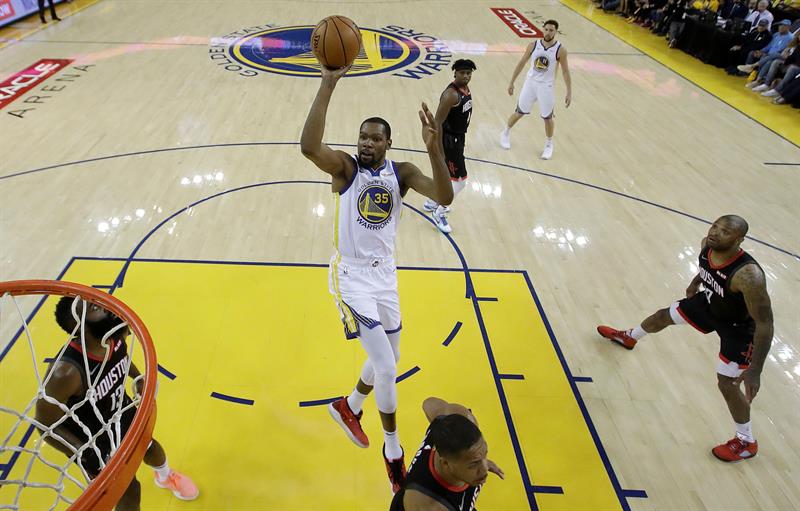 Golden State Warriors ganó el primer duelo contra Houston Rockets