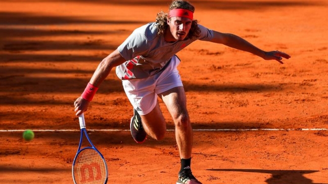 Tsitsipas avanzó con seguridad y Davidovich dio la sorpresa en Estoril