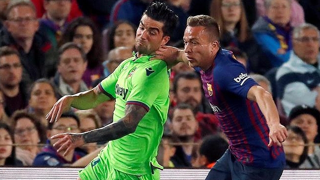 Arhur Melo sufrió robo de su vivienda durante el partido de Barcelona con Liverpool