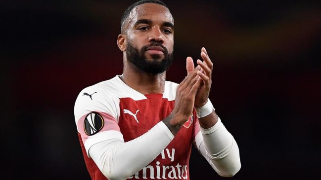 Lacazette comandó el triunfo de Arsenal frente a Valencia en las semis de la Europa League
