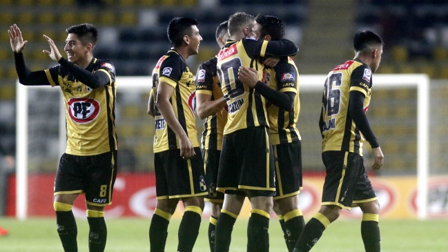 Coquimbo Unido logró un sólido triunfo ante U. Española y escaló valiosas posiciones en la tabla