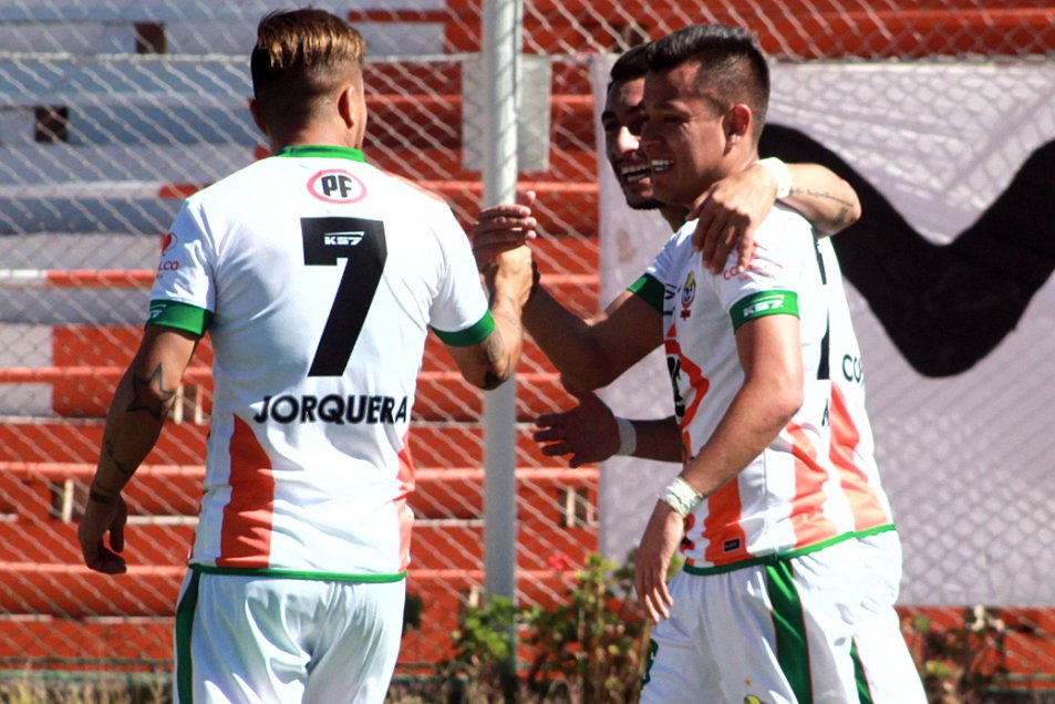 Cobresal se mantuvo en zona de descenso al desaprovechar su ventaja frente a Antofagasta