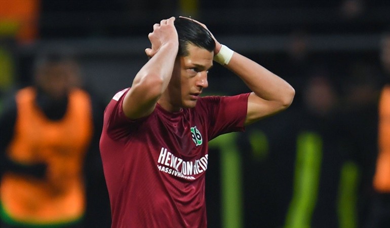 Hannover de Miiko Albornoz descendió en la Bundesliga