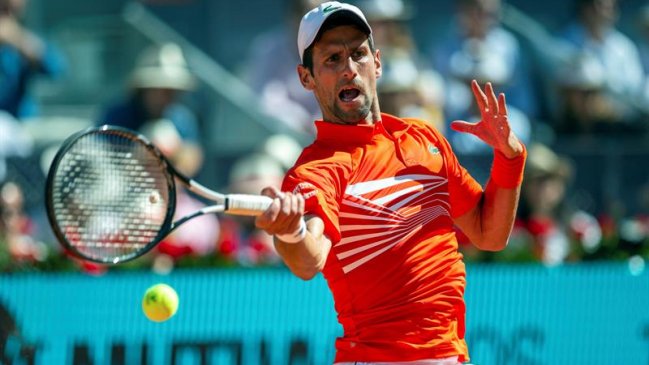 Novak Djokovic superó la amenaza de Dominic Thiem y se convirtió en finalista en Madrid