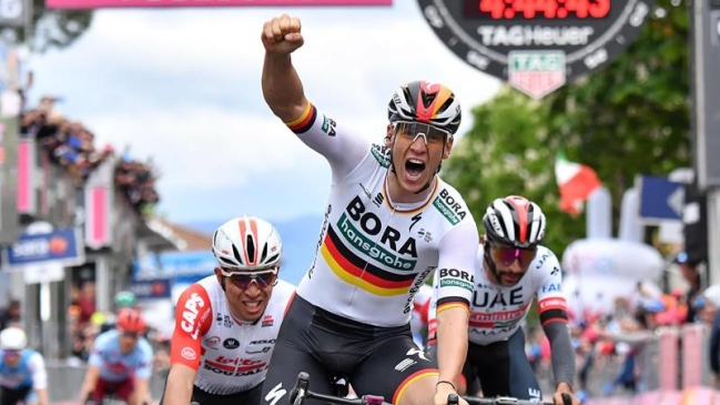 Ackermann ganó la segunda etapa del Giro de Italia y Roglic mantuvo la “maglia” rosa
