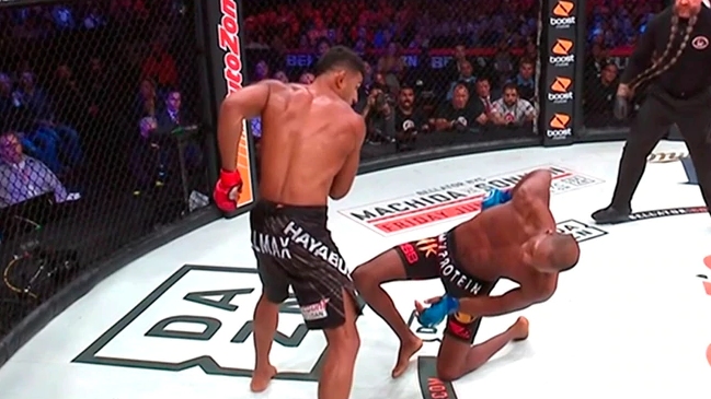 El brutal nocaut que sufrió Michael “Venom” Page y que rompió su invicto de siete años