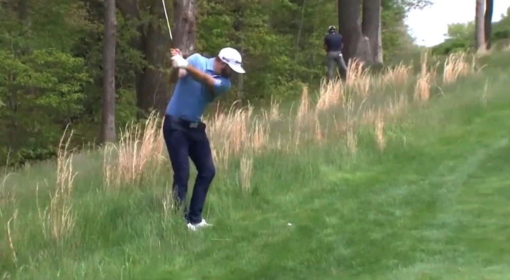 ¡Increíble! Golfista español apareció orinando durante transmisión del PGA Championship