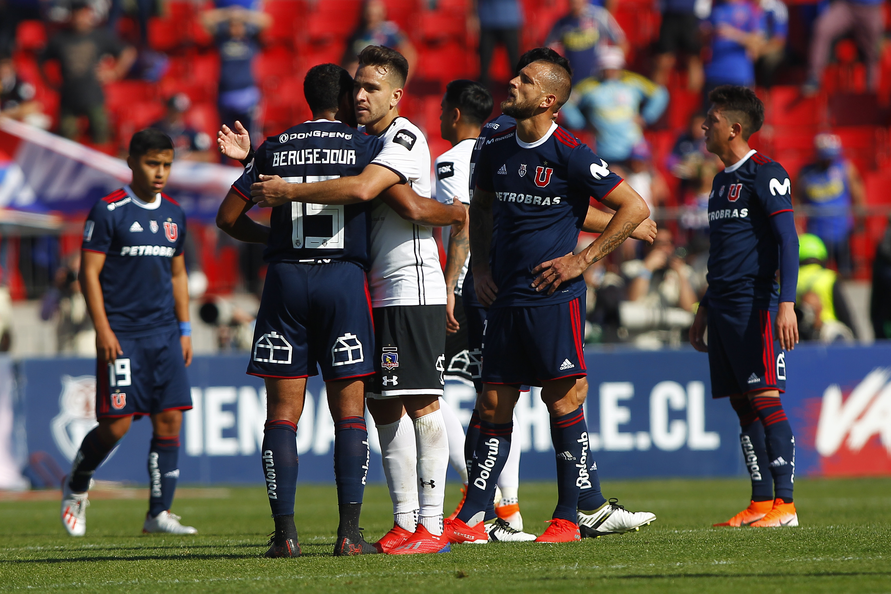 Universidad de Chile tuvo su mejor partido en la era Arias y firmó un empate ante Colo Colo