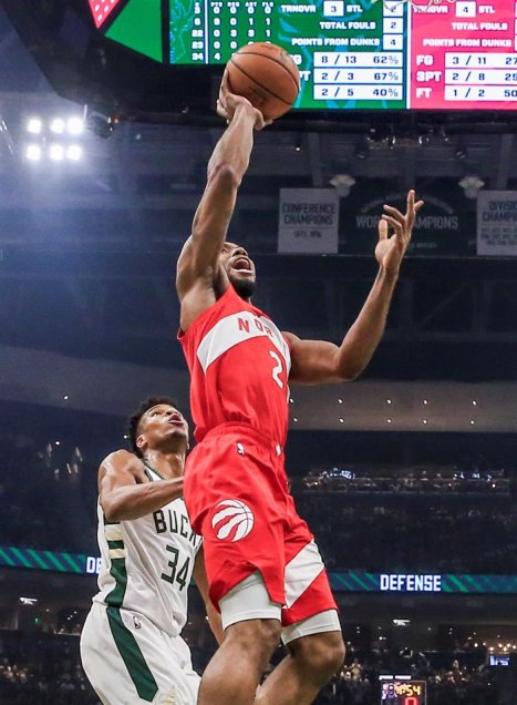 La victoria a domicilio de Toronto Raptors sobre Milwaukee Bucks en la final del Este