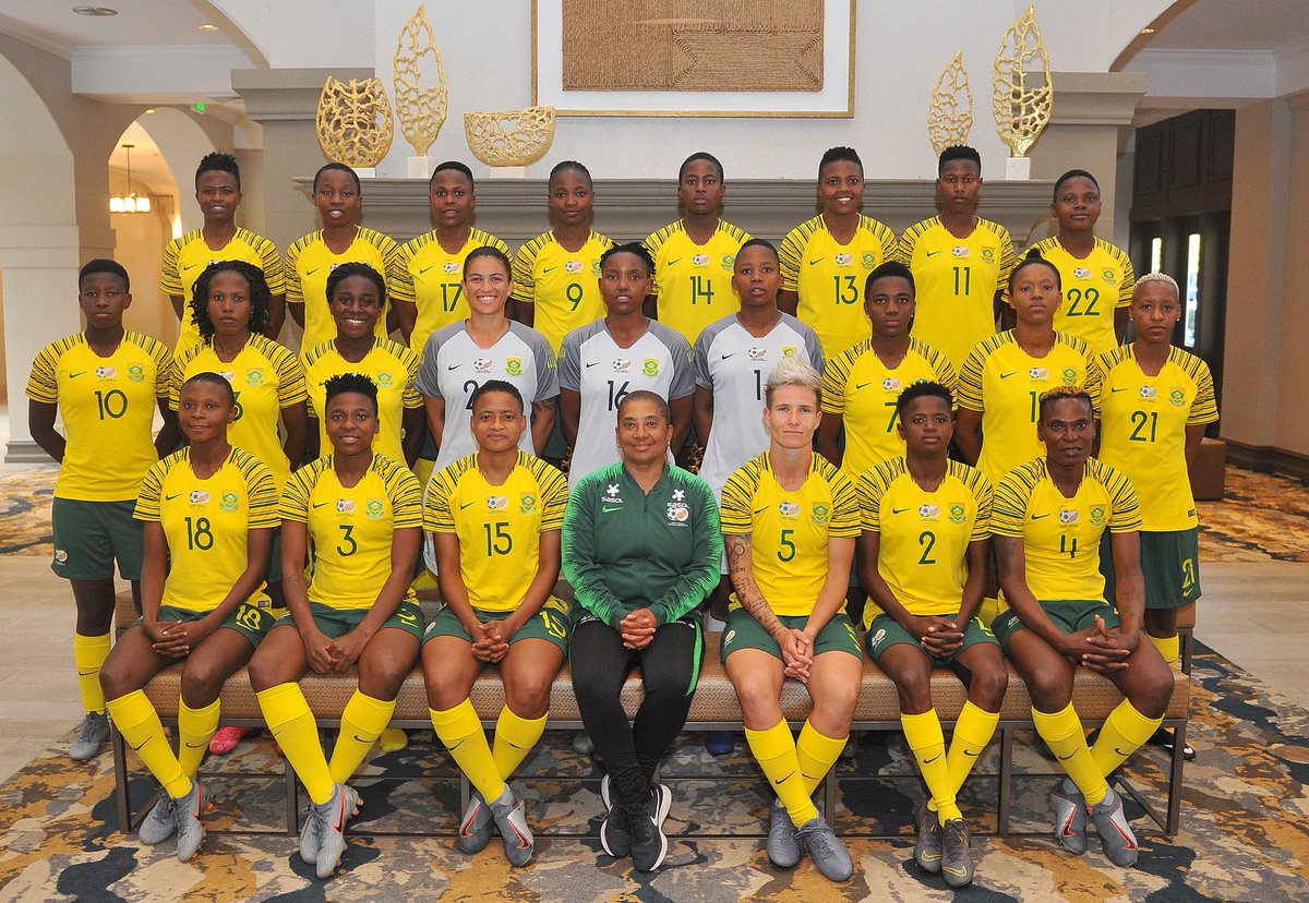 Sudáfrica pagará lo mismo a sus selecciones femenina y masculina de fútbol