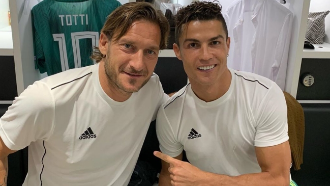 Cristiano Ronaldo hizo un gol y casi anotó de chilena en partido benéfico