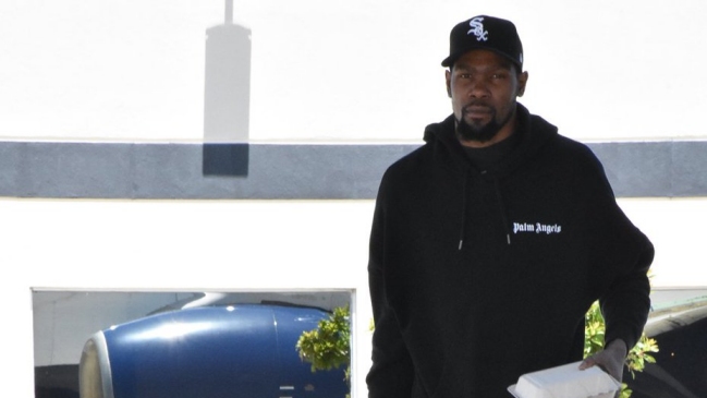 Kevin Durant viajó a Toronto junto a Golden State Warriors pese a lesión