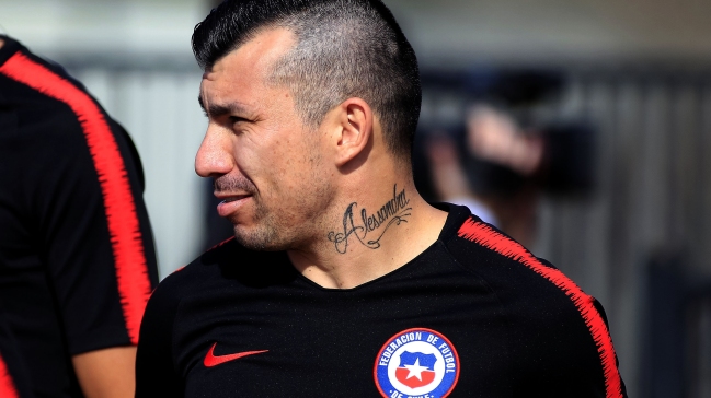 Gary Medel se unió a las prácticas de la selección