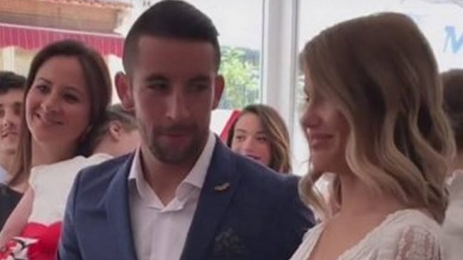 Mauricio Isla y Gala Caldirola agradecieron las muestras de cariño tras su matrimonio