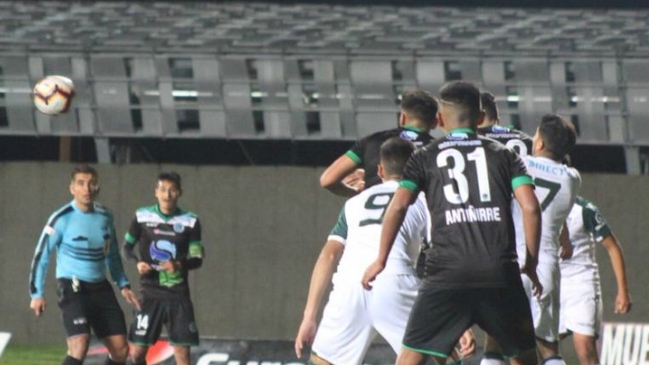 Puerto Montt logró valiosa victoria ante Santiago Wanderers y se acercó a la cima de la Primera B