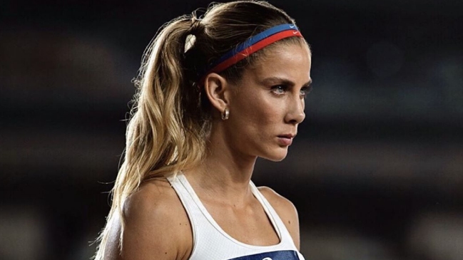 Isidora Jiménez sacó suspiros con una foto tomando sol en la playa