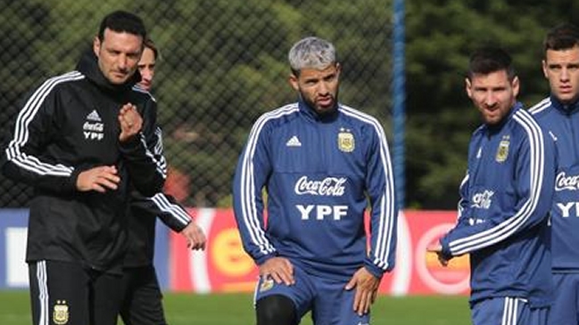 Sergio Agüero sufrió lesión y entrenó diferenciado en Argentina